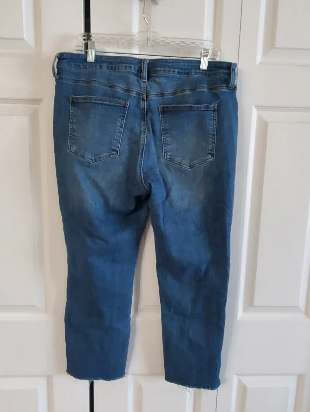KUT FROM THE KLOTH 16P. RACHAEL FAB AB MOM JEAN. DENIM Crop Ankle